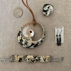 Caribbean Sea Shell & Coral Necklace Set